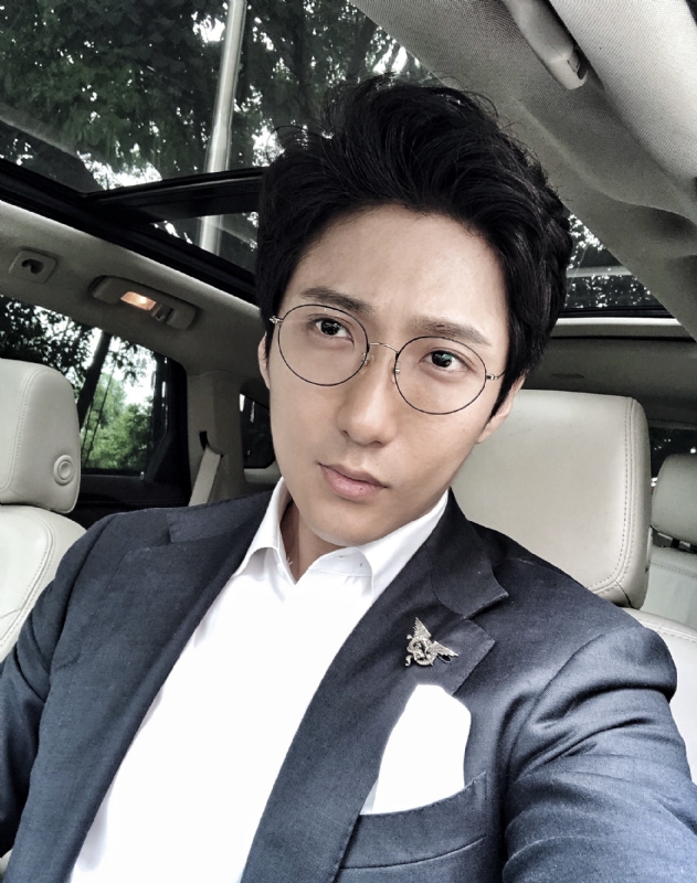 雲天的第一张照片--桃园蓝颜知己交友网