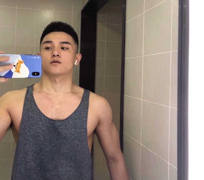 李文亮的第一张照片--桃园蓝颜知己交友网