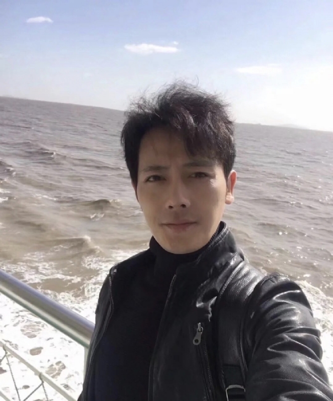 疯狂的小鱼的第一张照片--桃园蓝颜知己交友网