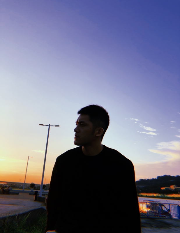 只抽半根煙的第二张照片--桃园蓝颜知己交友网